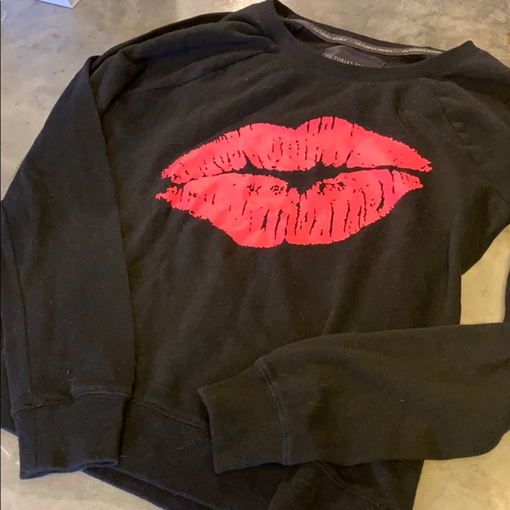 Victoria’s Secret Lipstick Print Crewneck